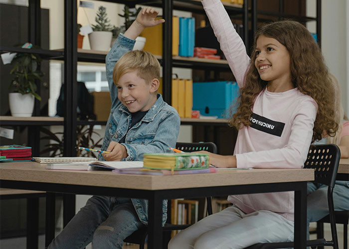 “Marking Those Papers Broke Me”: 40 Times Students Stunned Their Teachers With Their Stupidity - 20