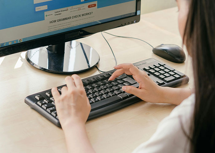 “Marking Those Papers Broke Me”: 40 Times Students Stunned Their Teachers With Their Stupidity - 23