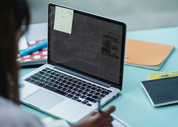 “Marking Those Papers Broke Me”: 40 Times Students Stunned Their Teachers With Their Stupidity - 6