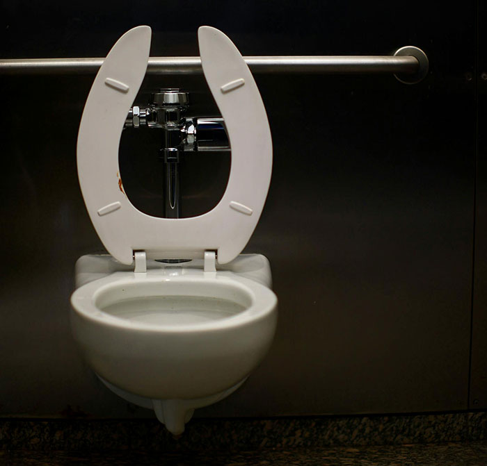 “Scented Pads”: 30 Things That Were Clearly Designed By Men For Women - 18