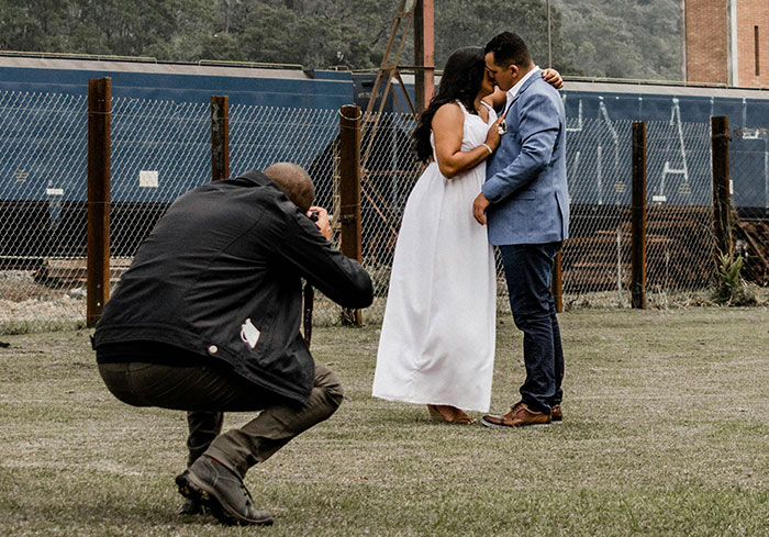 “Several Inappropriate Baby Videos”: 30 Horrible Or Wonderful Wedding Experiences Folks Had