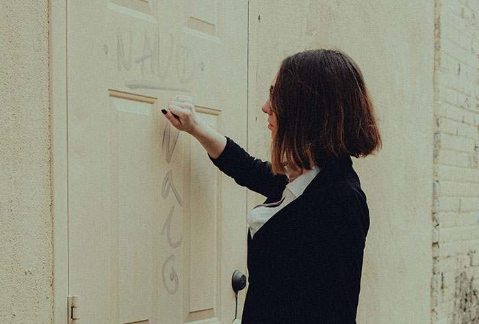 “Several Inappropriate Baby Videos”: 30 Horrible Or Wonderful Wedding Experiences Folks Had