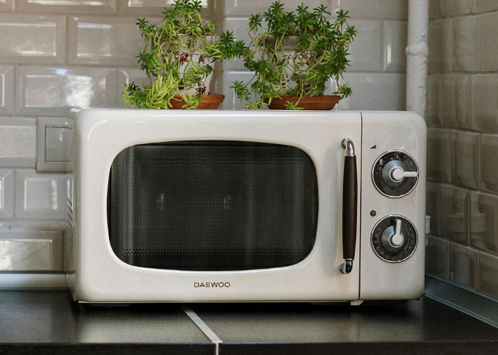 “I Don’t See It Ever Recovering”: 45 People Shame The Single Worst Human Invention