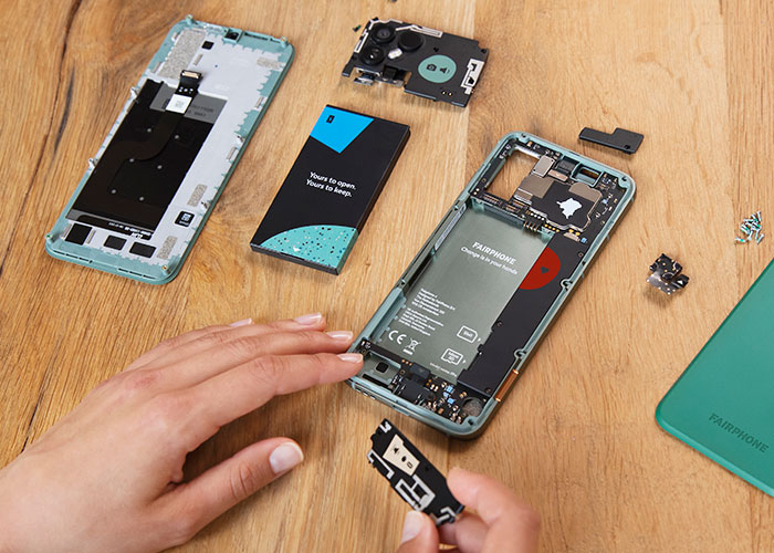 “I Don’t See It Ever Recovering”: 45 People Shame The Single Worst Human Invention