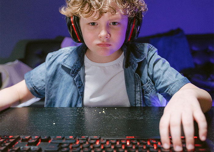 Media Myths: 30 Things People Believe Are Incorrectly Portrayed As Stigmatized - 31