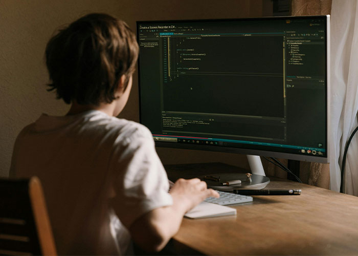 Media Myths: 30 Things People Believe Are Incorrectly Portrayed As Stigmatized - 23