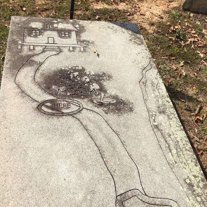 Interesting-Tombstones-Graves-Cemeteryporn