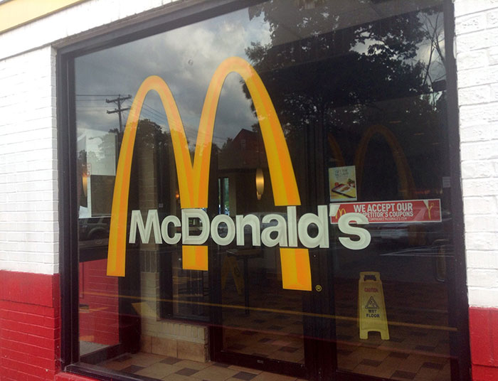 "My Boyfriend Proposed And I Don't Want To Marry Him Anymore": Woman's Honest Post Goes Viral