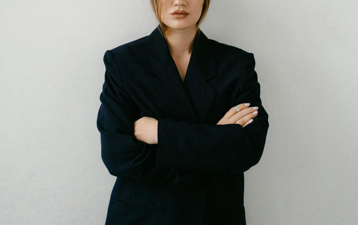 Entitled Mom Steals &lsquo;Golden Double Stuff&rsquo; Oreo Pack From Man&rsquo;s Cart In Parking Lot, Drama Ensues