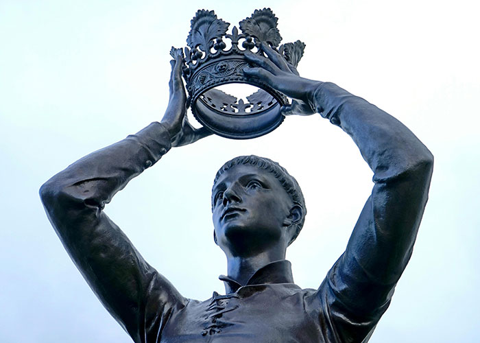 30 Folks Speculate What They’d Do If Given Immortality, But Also Sent Back 3,000 Years Back - 31