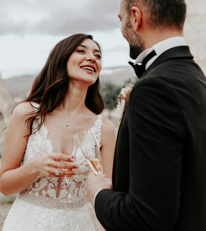 “It Was So Shameless”: 50 Awkward Moments That Left Wedding Guests Shook