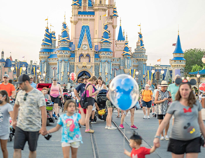 Guy Shames GF After Finding Out The Reason She Refuses To Go On A Disney Trip With His Family
