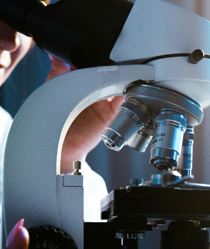 Teen Panics After DNA Results With Her Twin Sister Changed Everything She Knew About Herself