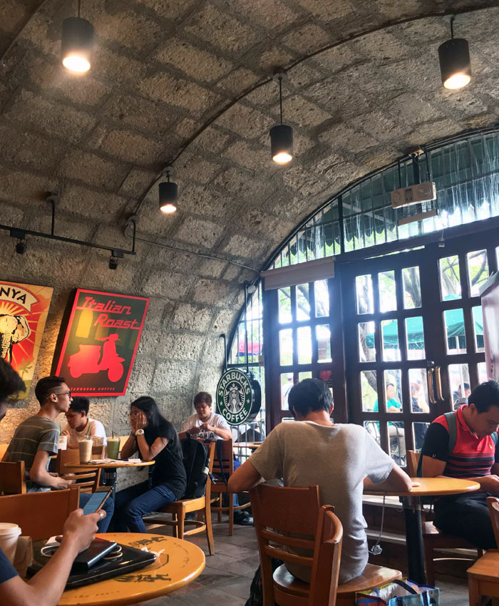This Starbucks Is In A Tunnel
