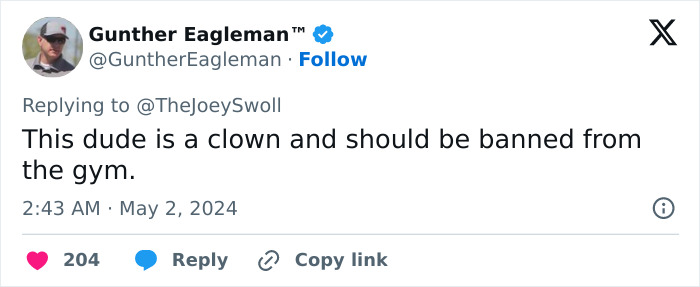 &ldquo;Hope The Guy Presses Charges&rdquo;: Gym-Goer&rsquo;s Controversial Locker Room Selfie Exposes Unwitting Man