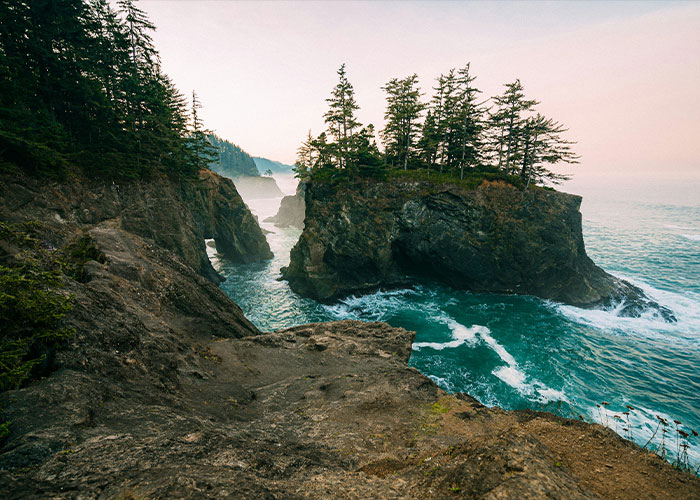 “Welcome To Pennsylvania, Here’s Your Flat Tire”: 50 Iconic Things That Define US States