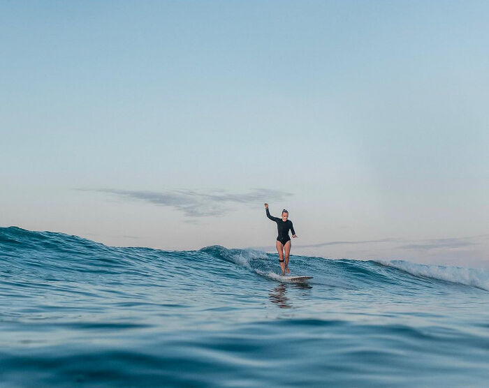 Riding The Waves Has Never Been So Inspiring - Meet Veerle Helsen And Her New Book &lsquo;Surf & Art&rsquo;