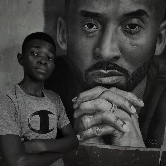 From Charcoal Sketches To Global Fame: The Remarkable Journey Of Dauda Abusali (32 Pics)