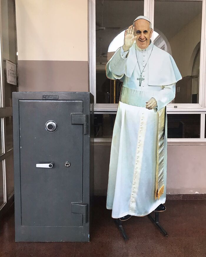 Daily Life In Paraguay Through The Lens Of Photographer Jorge Saenz (33 Pics)