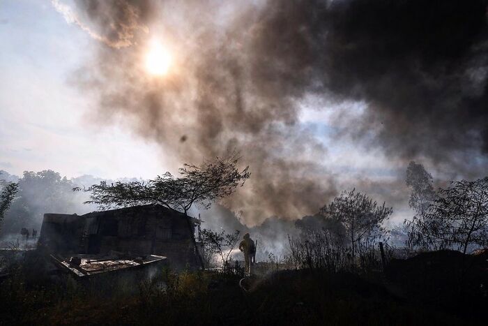 Daily Life In Paraguay Through The Lens Of Photographer Jorge Saenz (33 Pics)