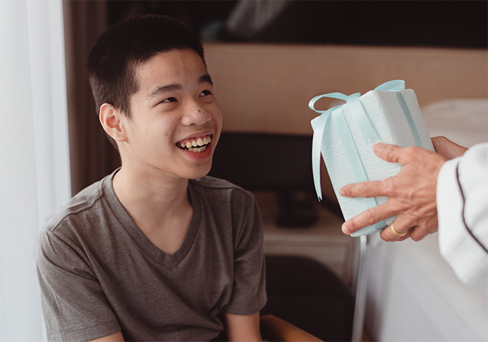 SIL Can't Resist Swapping Gifts On Son's B-Day, Goes Red As A Tomato When He Opens It