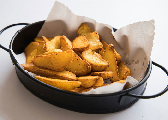 “Welcome To Pennsylvania, Here’s Your Flat Tire”: 50 Iconic Things That Define US States