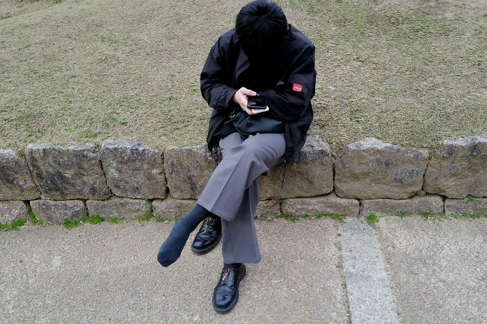 26 Funny Accidental Images That Were Taken At The Right Time And Place By This Street Photographer (New Pics)