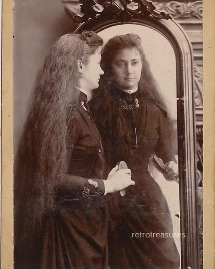 Selfie’ Of Victorian Lass In The Mirror By L C Mitchell, Iowa, USA Circa 1890s