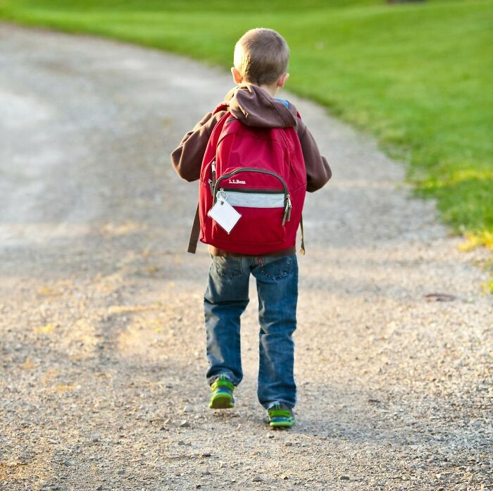 30 People Share The Biggest Culture Shocks They've Ever Experienced Abroad