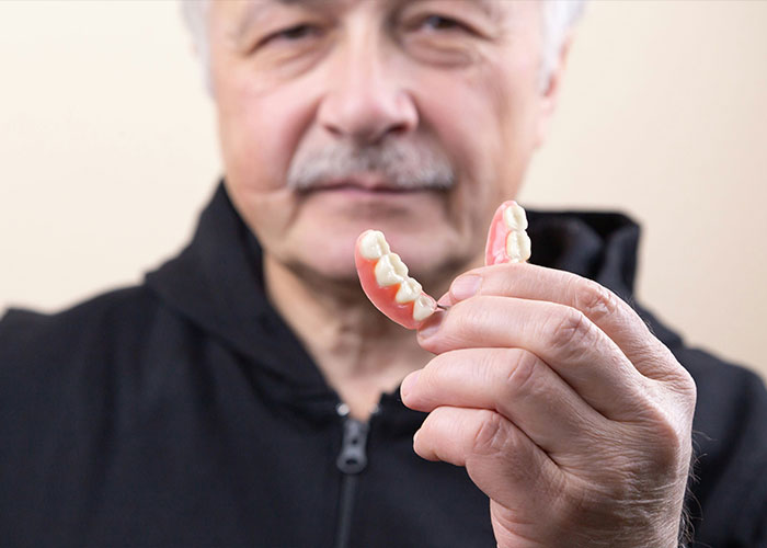 40 Of The Most Embarrassing Things Found Whilst Helping Friends Or Family Move