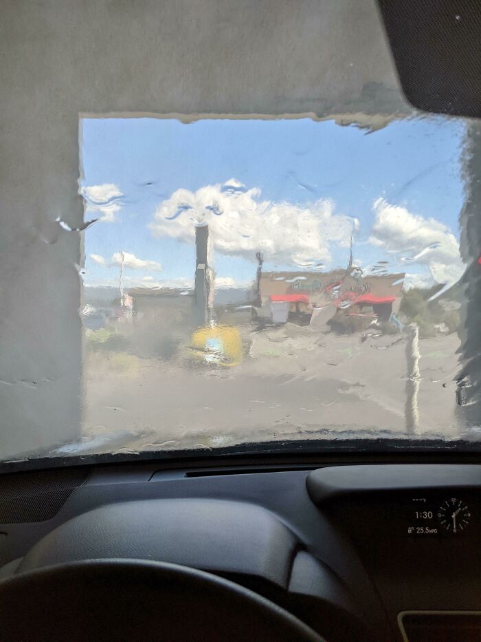 (Oc) My Husband Sent Me This Picture To Show Me He Was Getting My Car Washed