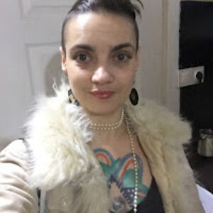 camelialaveras avatar