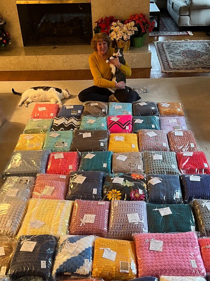 My Mom Crochets And Donated 48 Blankets To Sick Children This Year