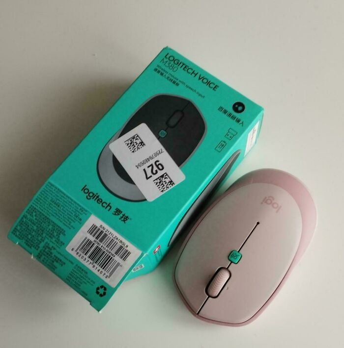 My Dad Ordered A Black Mouse, Here's What Came