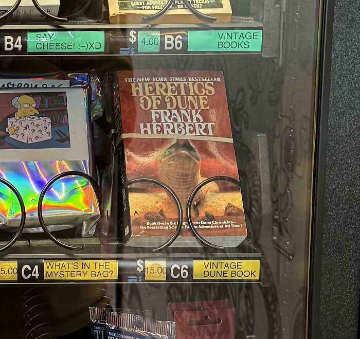 This Vending Machine At A Brewery Is Selling Vintage Dune Books