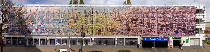 "Through The Eyes Of Hieronymus Bosch": Digital Art Collective Smack Creates 53 Meters-Wide Artwork "Through The Eyes Of Hieronymus Bosch": Digital Art Collective Smack Creates 53 Meters-Wide Artwork
