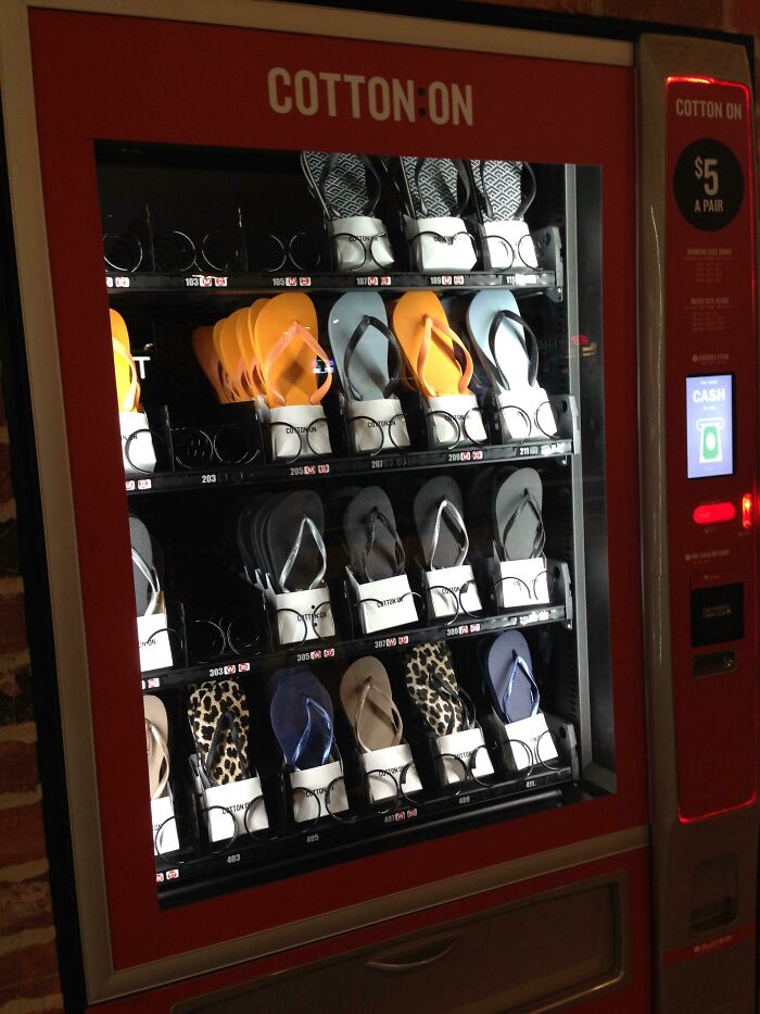 Thongs Vending Machine In Melbourne