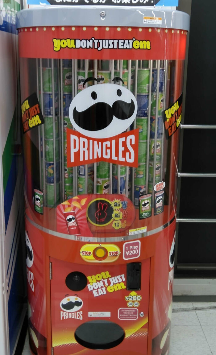 Pringles Gambling Vending Machine, The Cost Is Slightly Higher Than Buying In A Store But You Have A Random Chance To Get One, Two Or Three Tubes