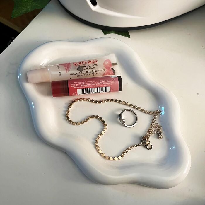No It Girl Dresser Is Complete Without A Ceramic Jewelry Tray 