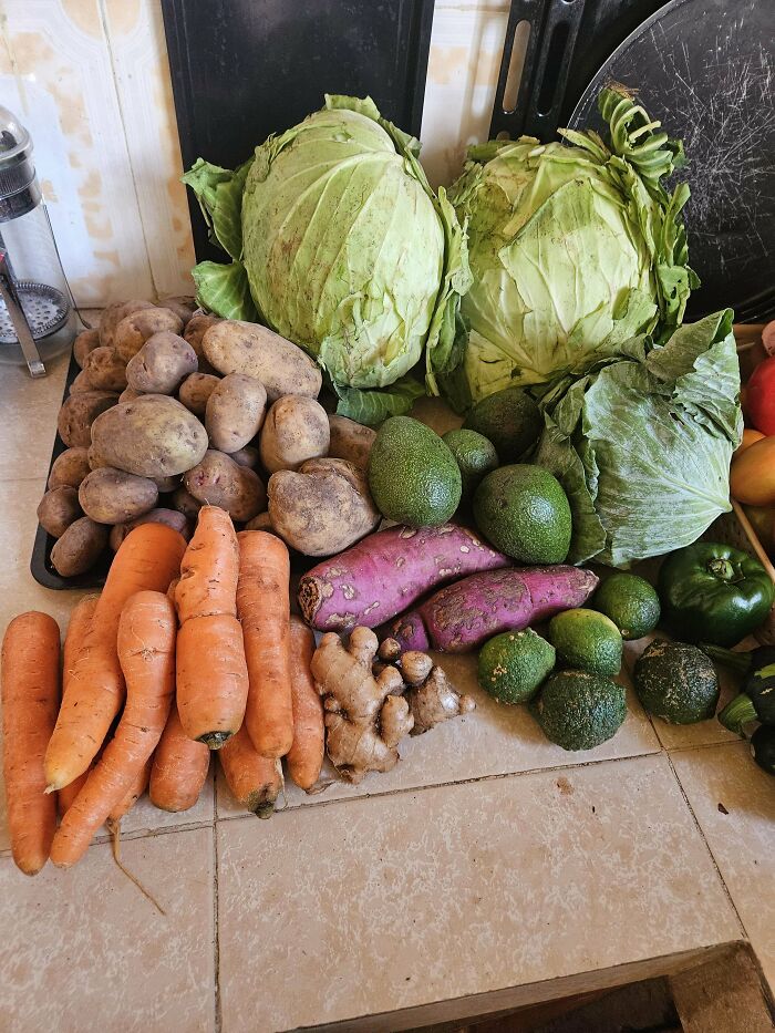 510 Ksh $3.93 Local Market, Kenya