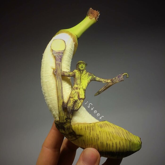 Turning Bananas Into Art, Stephan Brusche’s Whimsical Food Sculptures (Interview)