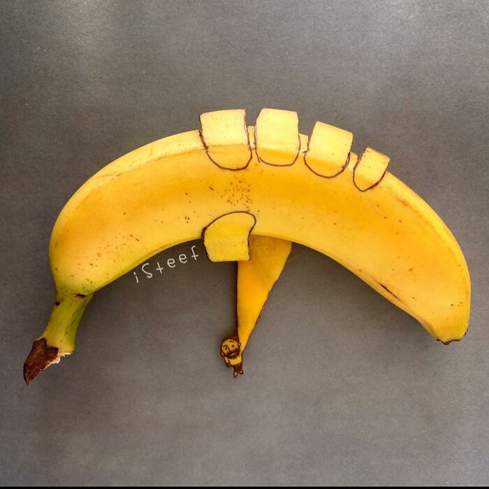 Turning Bananas Into Art, Stephan Brusche’s Whimsical Food Sculptures (Interview)