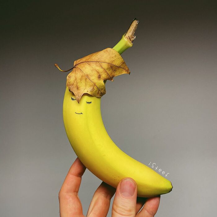 Turning Bananas Into Art, Stephan Brusche’s Whimsical Food Sculptures (Interview)