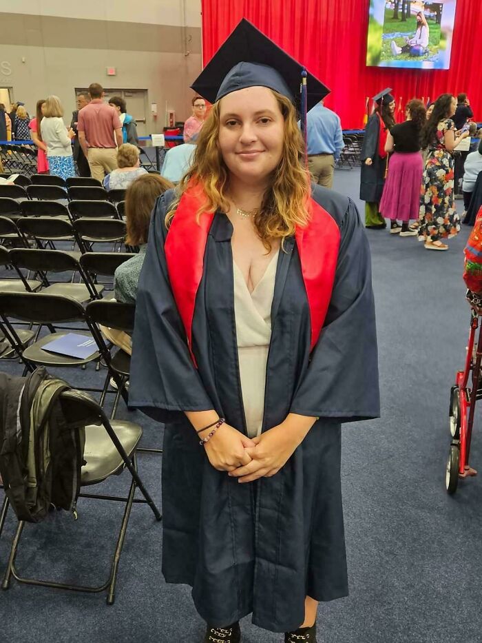 3 Years Ago I Tried Taking My Life Twice. Today, I Graduate College And Have Accepted A Graduate Assistant Role To Get My Masters. There's Light After Darkness, And I Am Proud Of Myself