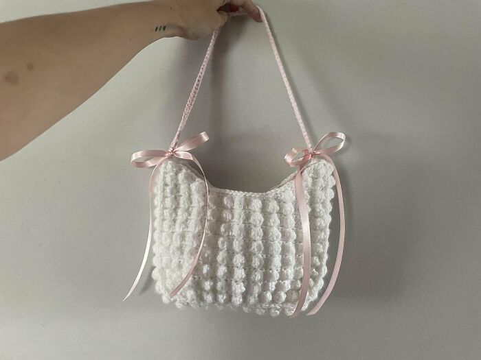 My Niece Asked Me To Make This Bag For Her And I’ve Never Crocheted So Fast In My Life