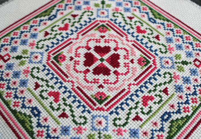 About The Influence Of Cross Stitch On A Person