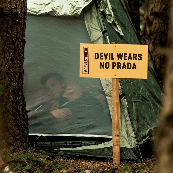 "Devil Wears No Prada" Sign