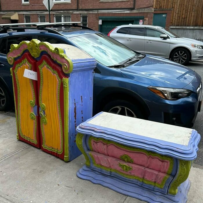 Newest Stooping Series: Magical Or Mushrooms? Windsor And Howard Place In Windsor Terrace!