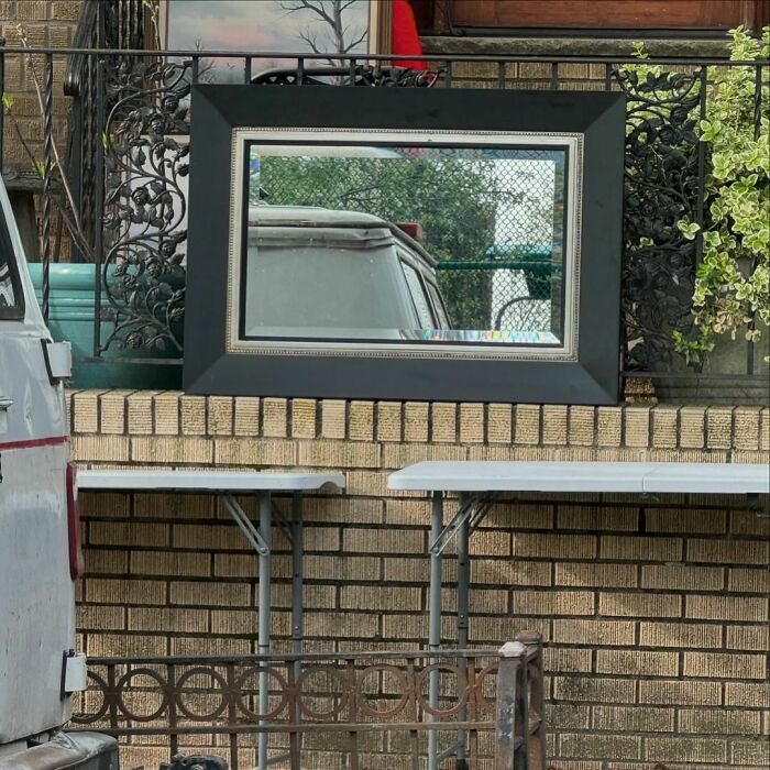 Recycled-Treasure-Stooping-NYC-Pics