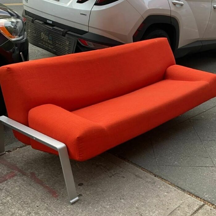 Recycled-Treasure-Stooping-NYC-Pics